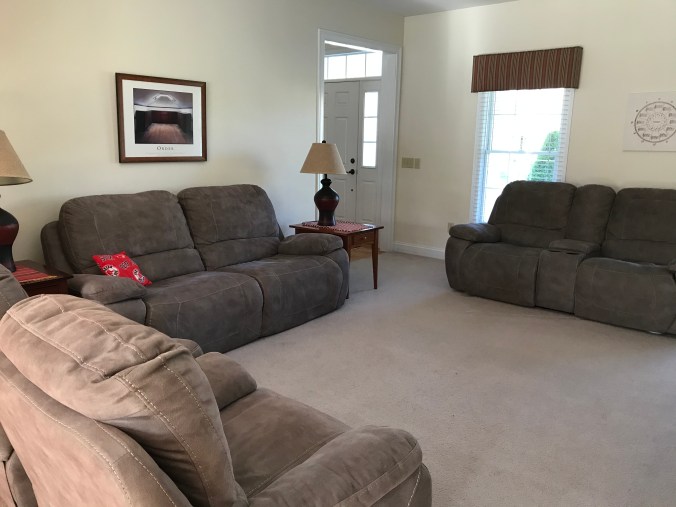 299BF499-A0F4-43D3-959E-AD12B5E8A28F