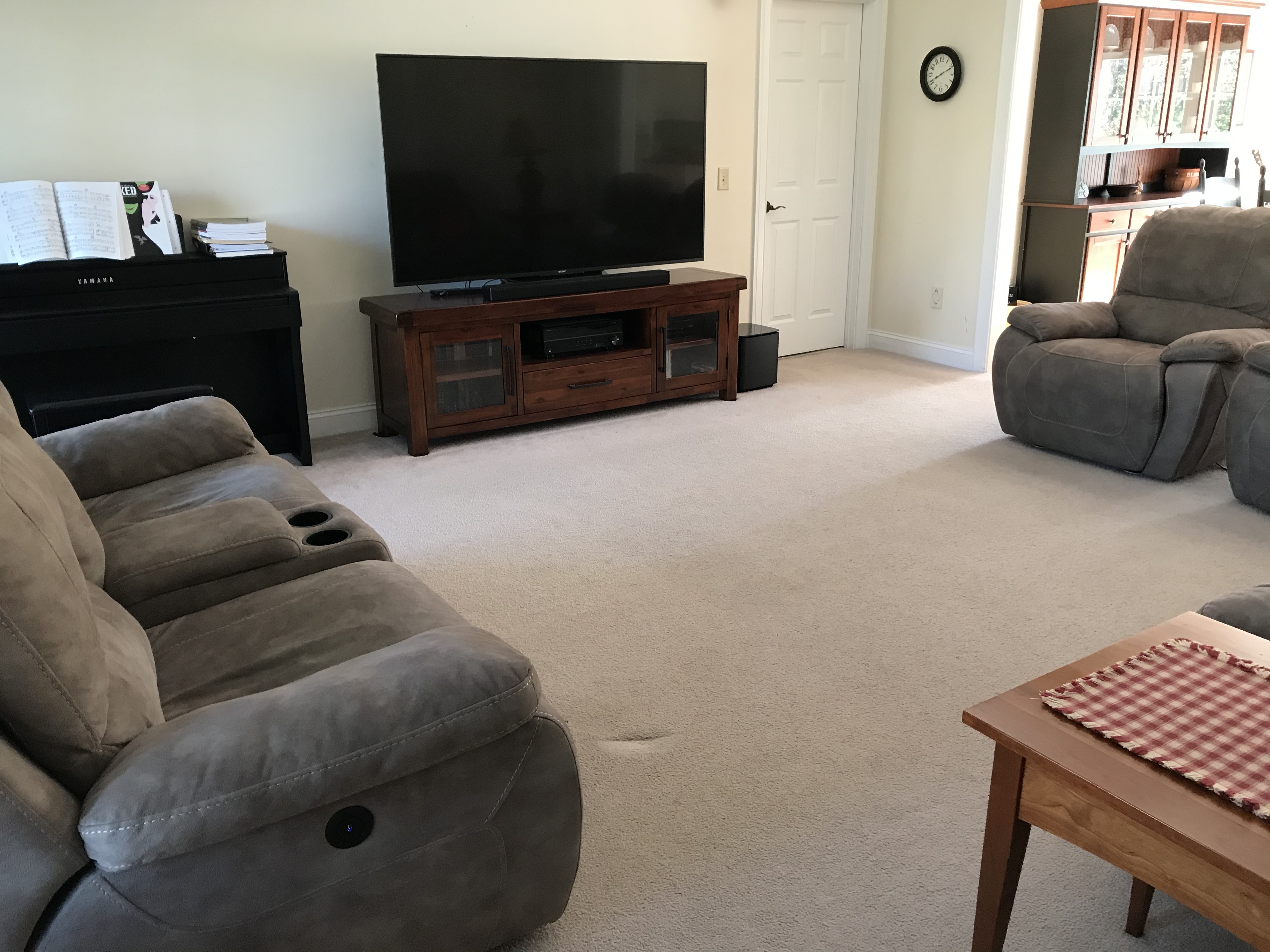 DE8B0AEC-5A1B-4DAD-BA9F-D63A30BDA866